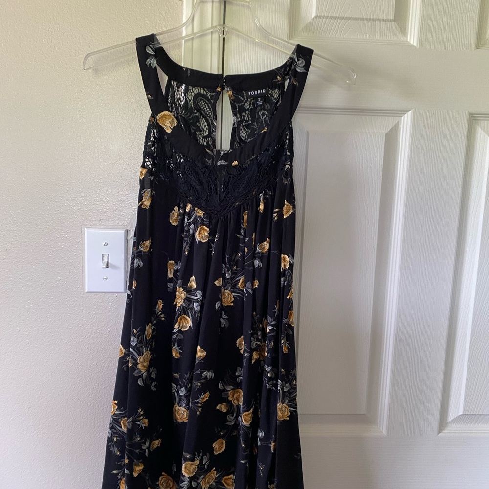 Torrid Black Lace Detail Sleeveless Blouse